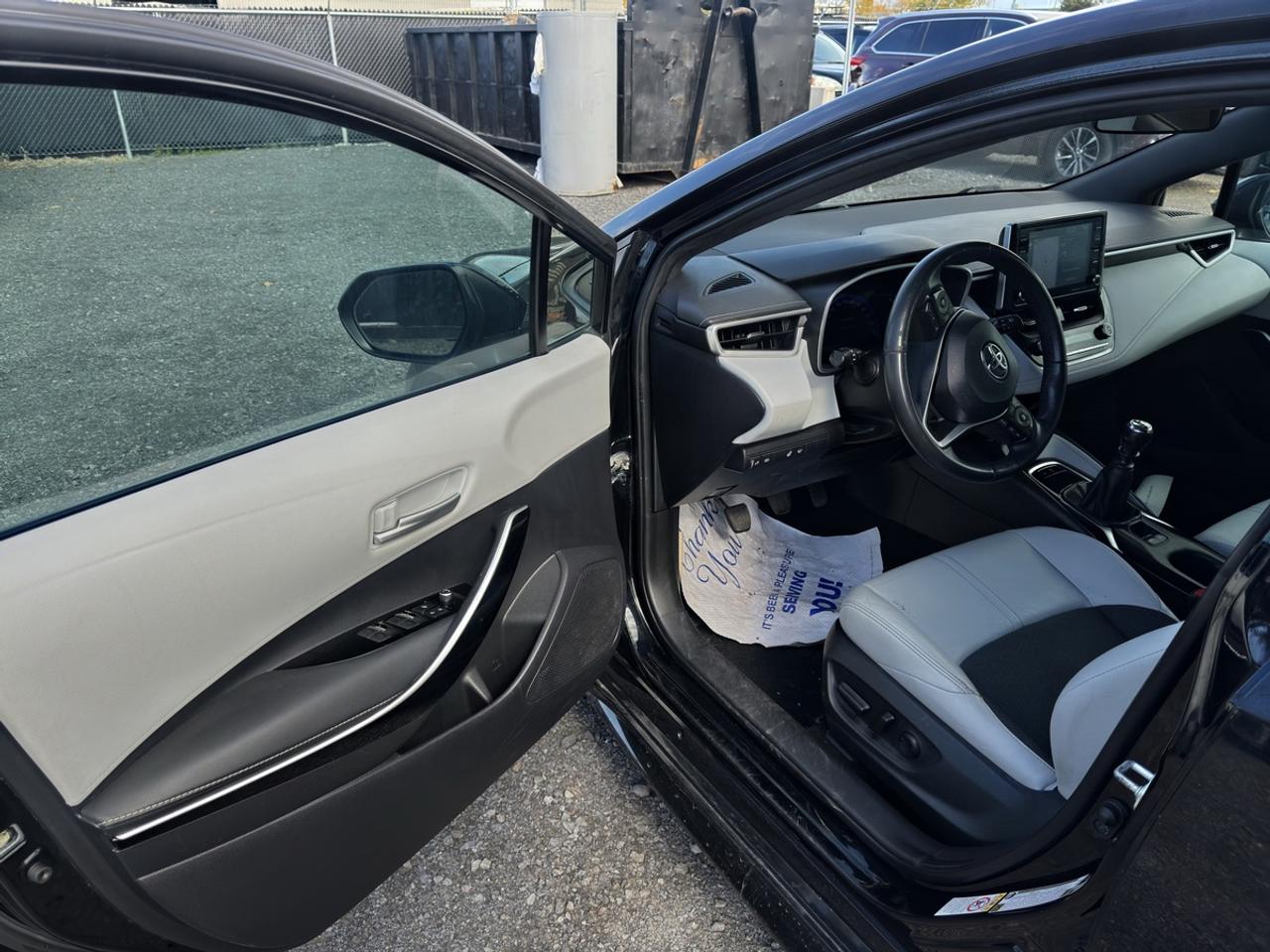 2020 Toyota Corolla XSE Photo