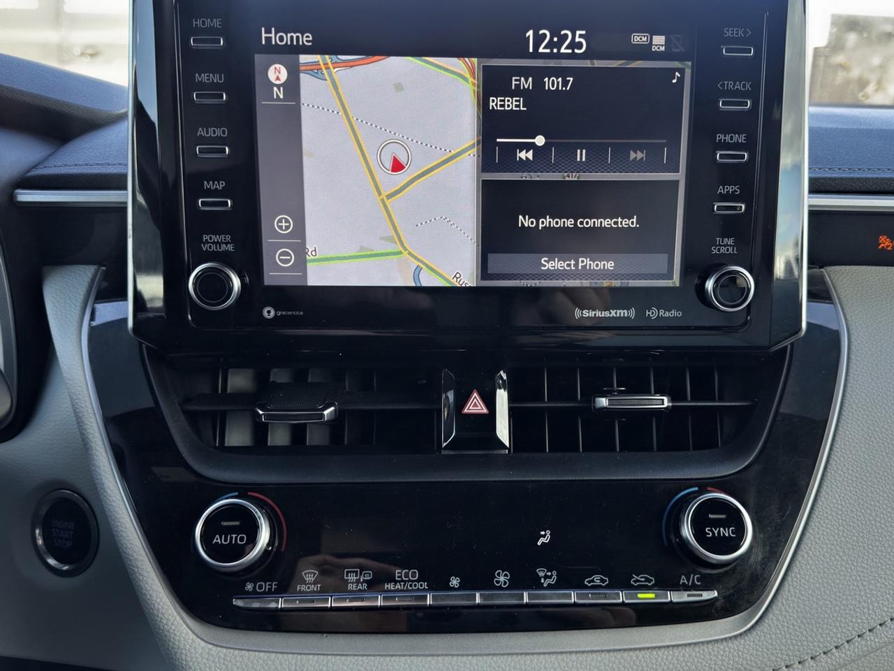 2020 Toyota Corolla XSE Photo