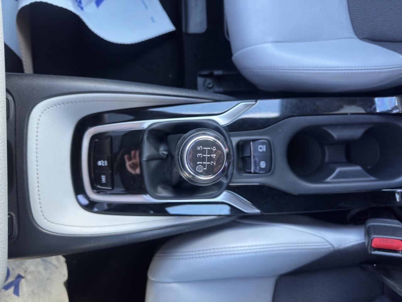 2020 Toyota Corolla XSE Photo