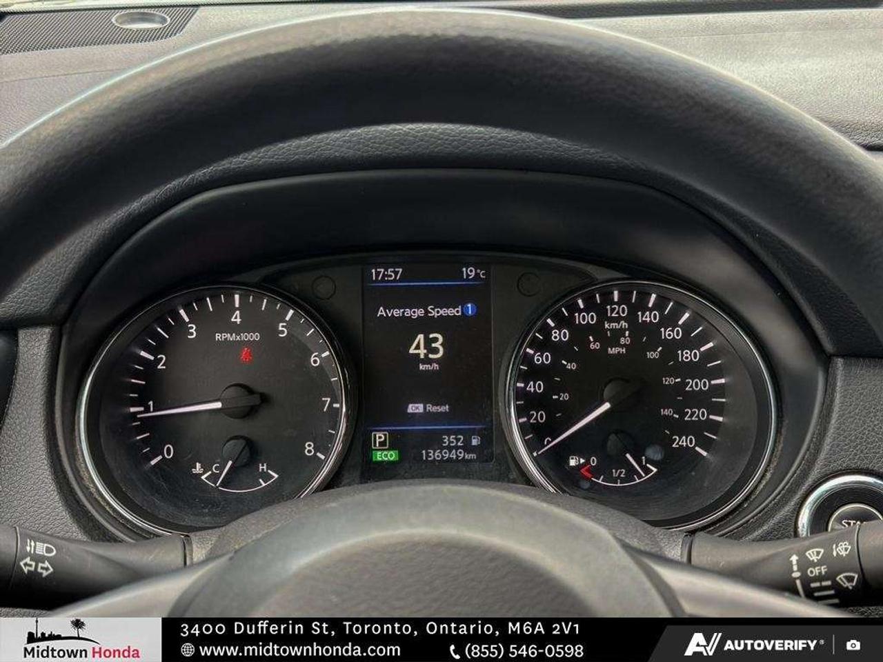 2019 Nissan Rogue ONE OWNER I BLIND SPOT I APPLE/ANDROID Photo