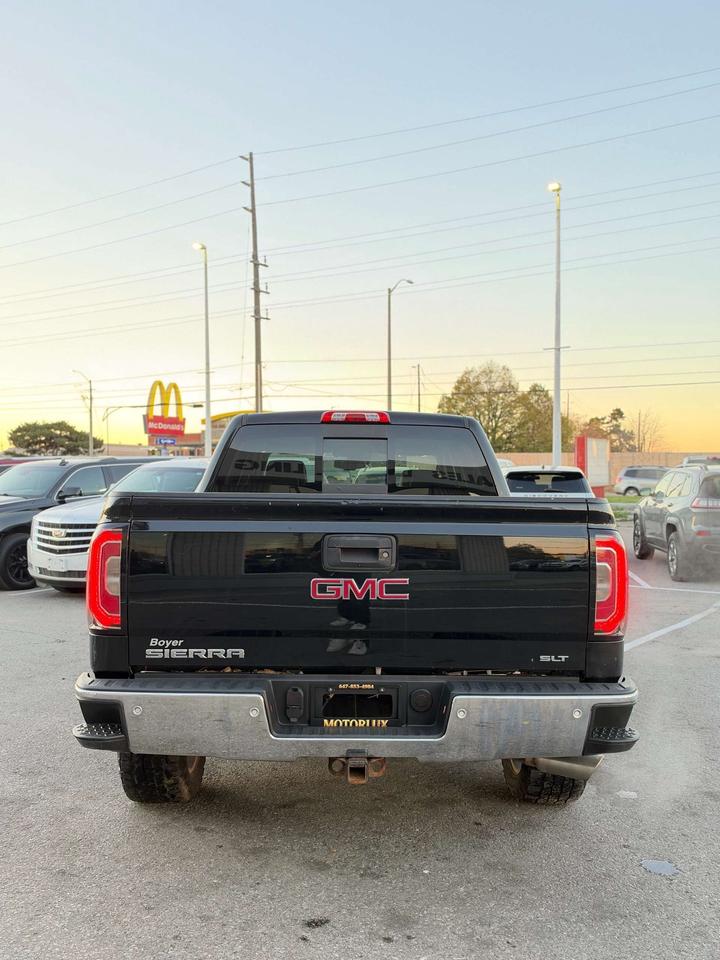 2016 GMC Sierra 1500 4WD Crew Cab 143.5 SLT Photo