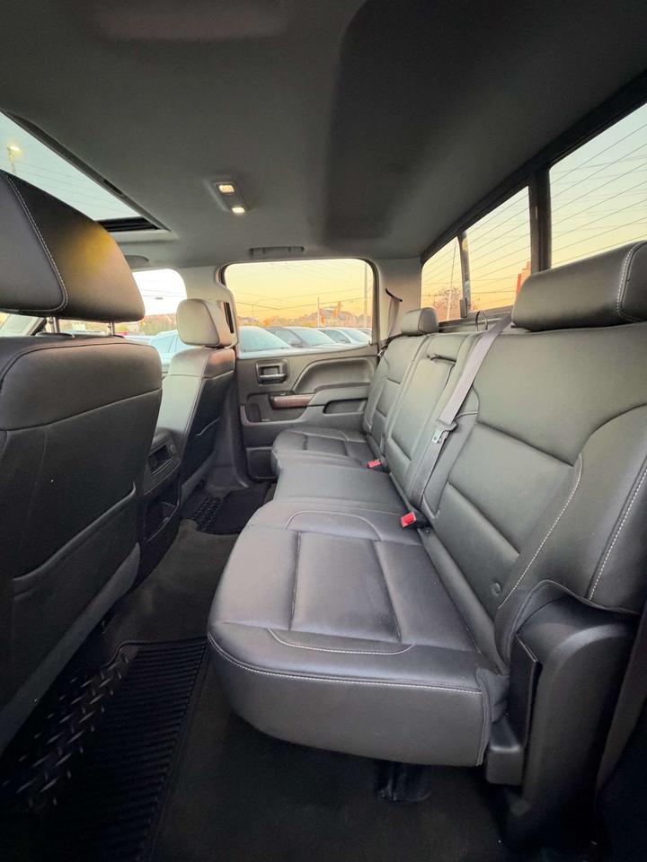 2016 GMC Sierra 1500 4WD Crew Cab 143.5 SLT Photo