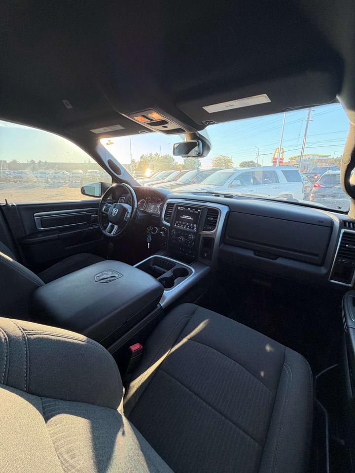 2021 RAM 1500 Warlock 4x4 Crew Cab 5'7 Box Photo