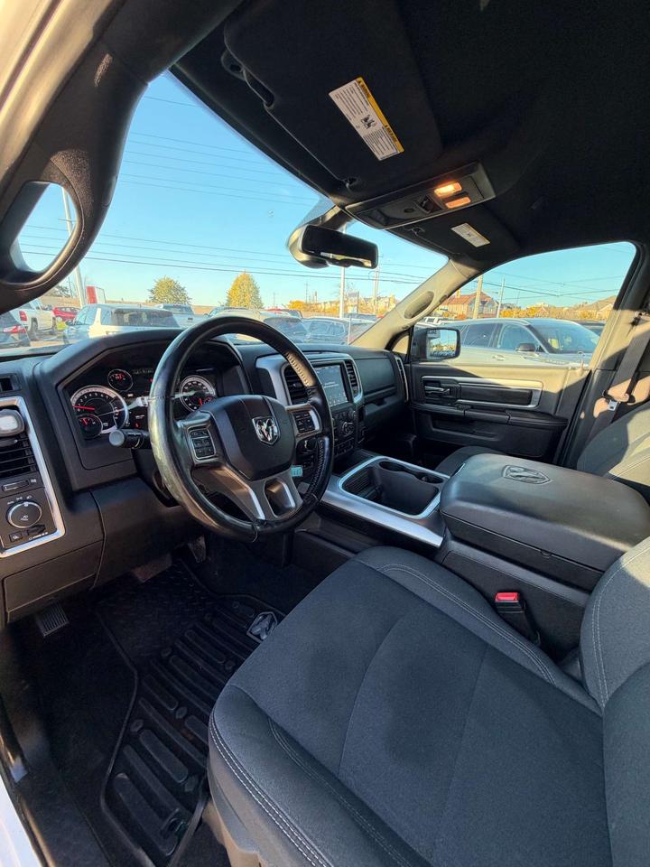 2021 RAM 1500 Warlock 4x4 Crew Cab 5'7 Box Photo