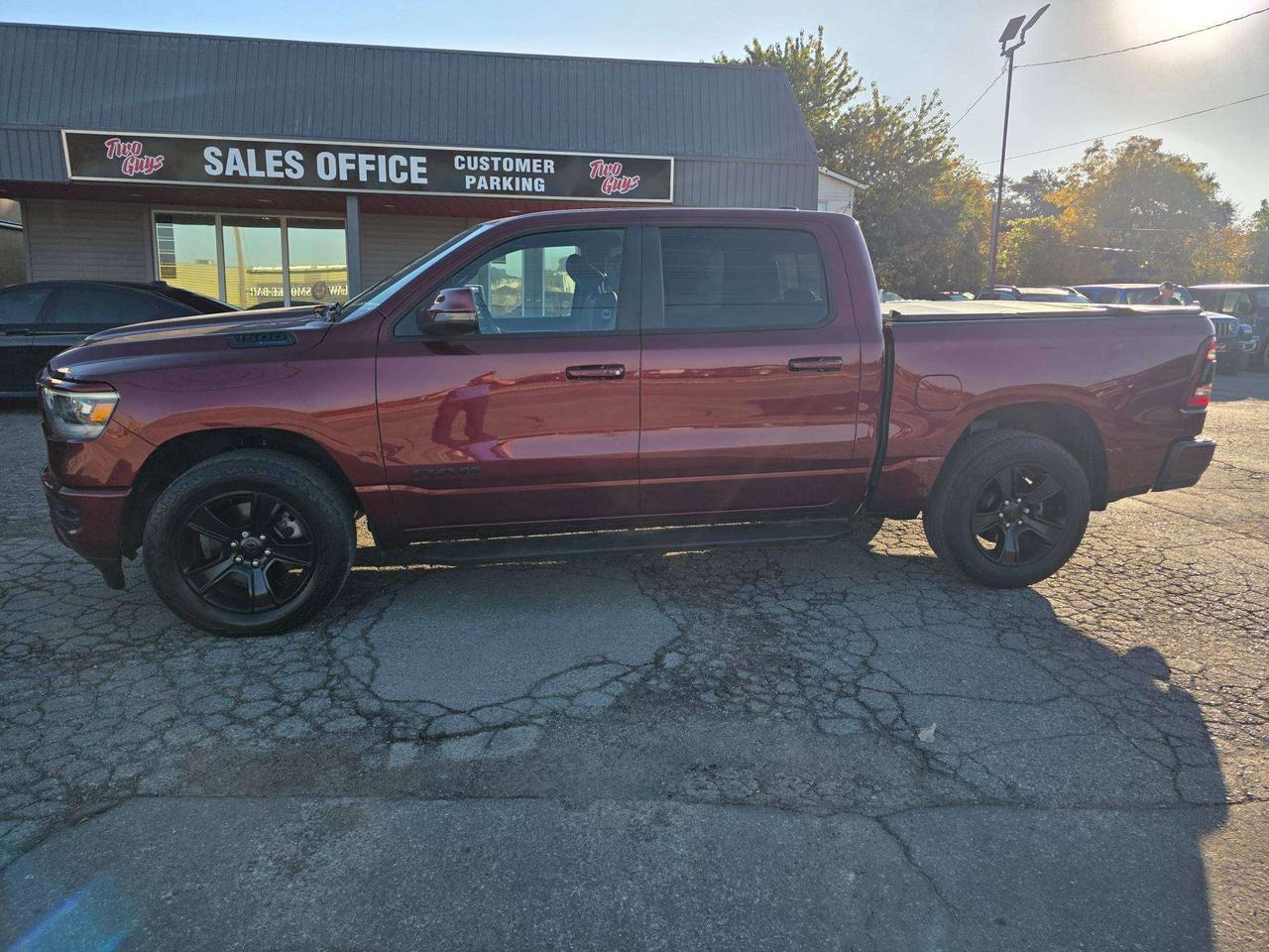 2023 RAM 1500 Sport 4x4 Nav Back Up Camera Big Screen Photo0
