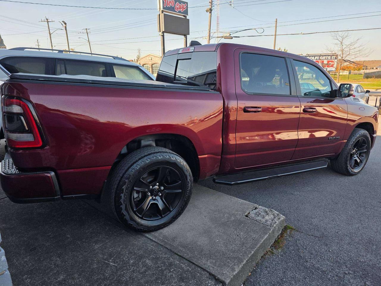 2023 RAM 1500 Sport 4x4 Nav Back Up Camera Big Screen Photo