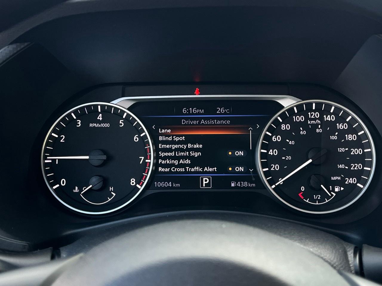 2025 Nissan Sentra SV CVT Photo