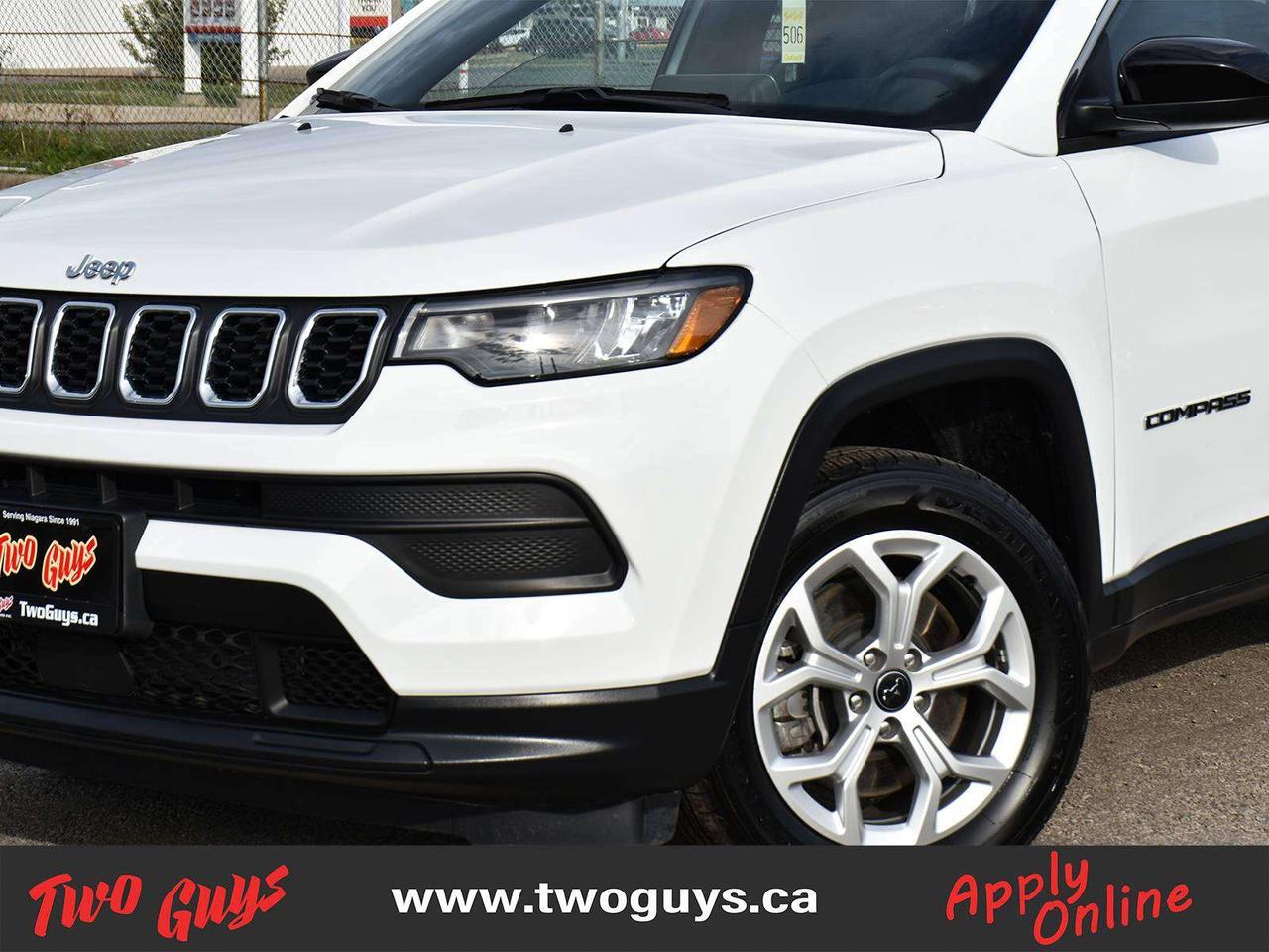 2025 Jeep Compass Sport 2.0L 4WD   WOW KMS   Htd Cloth Photo