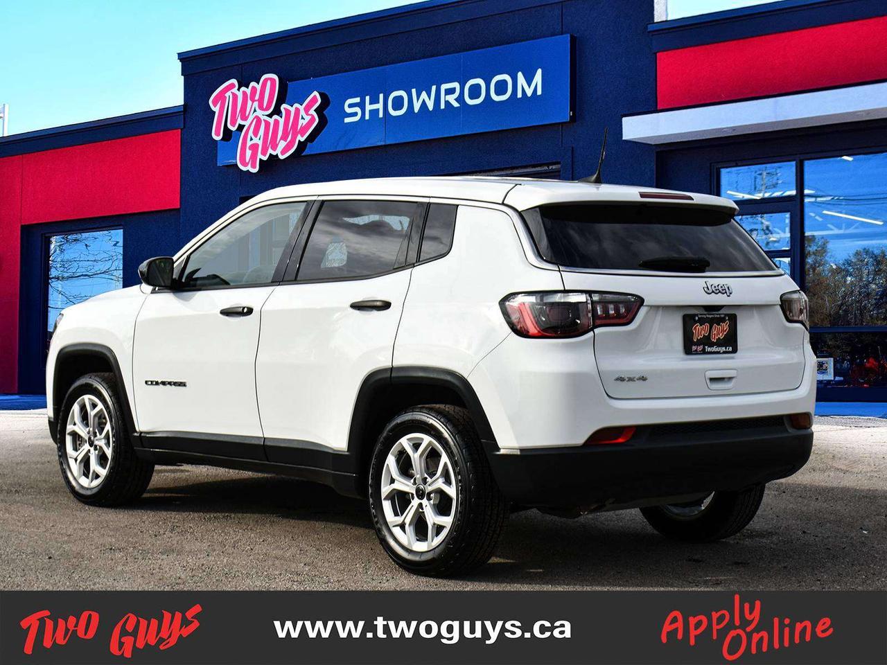 2025 Jeep Compass Sport 2.0L 4WD   WOW KMS   Htd Cloth Photo