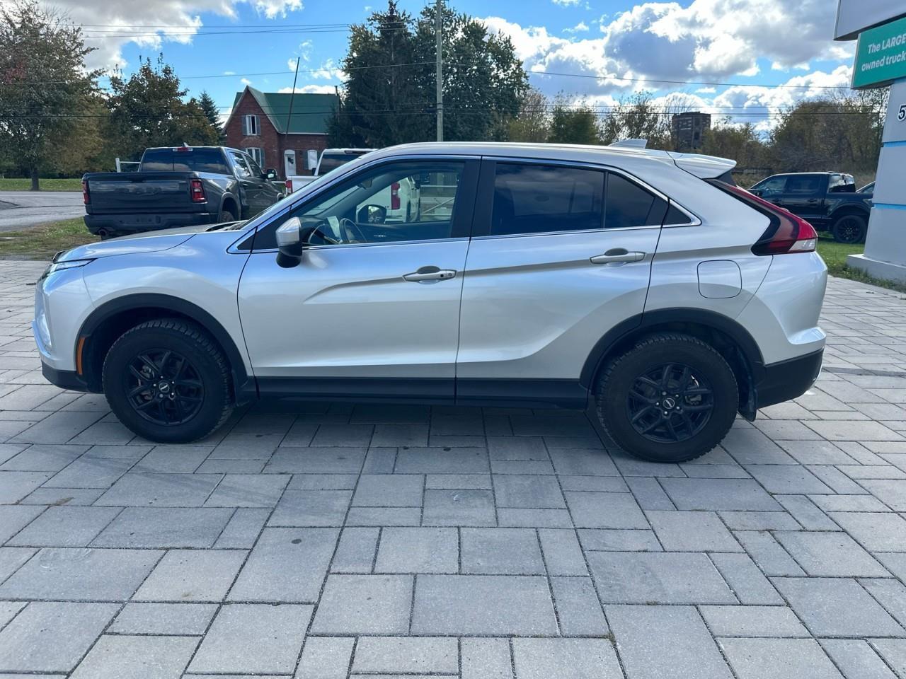 2025 Mitsubishi Eclipse Cross SE 4dr S-AWC Photo