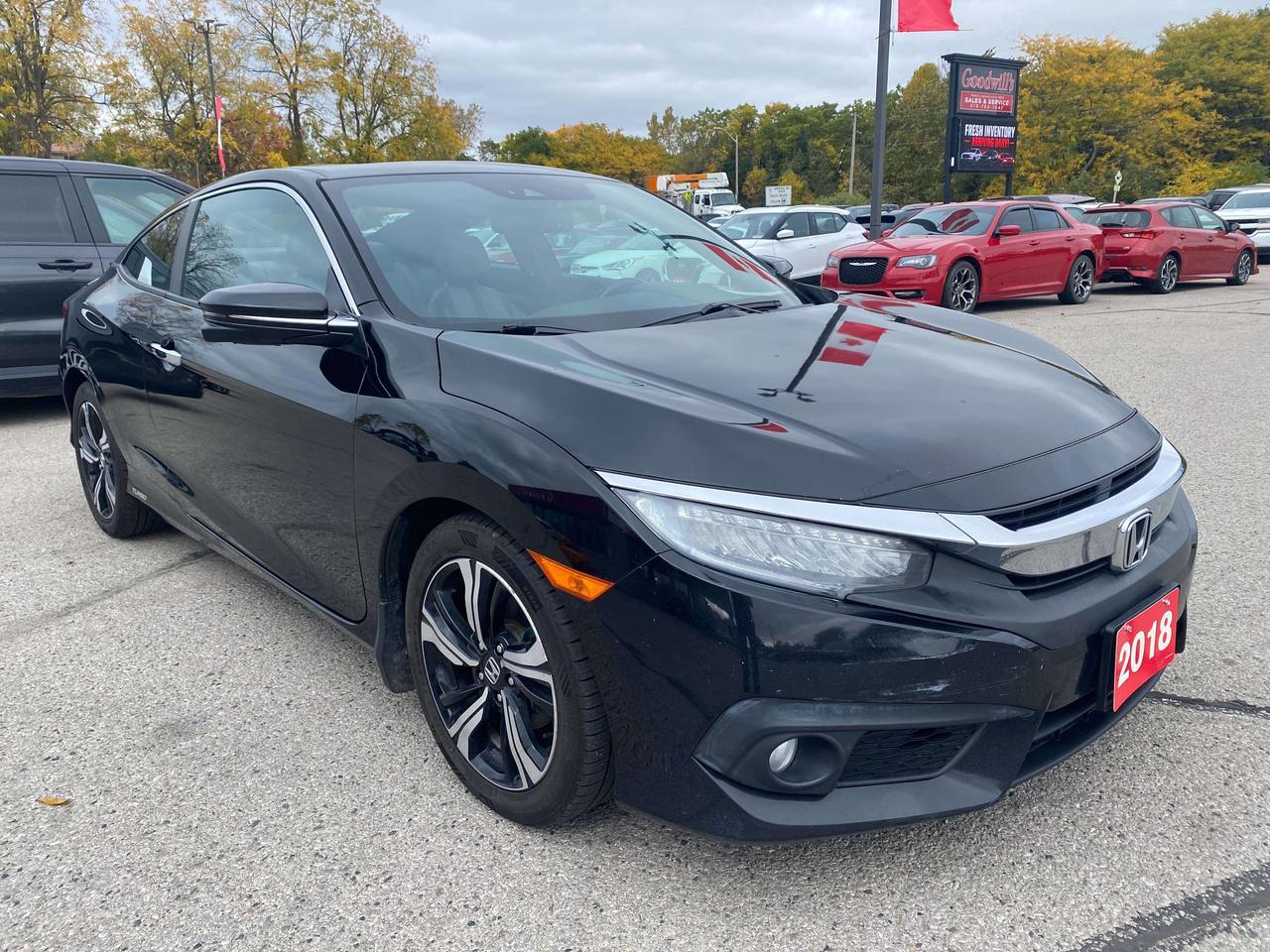 2018 Honda Civic TOURING, LEATHER, REMOTE START, CLEAN CARFAX! Photo5