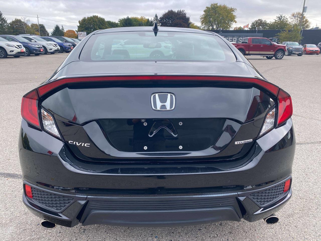 2018 Honda Civic TOURING, LEATHER, REMOTE START, CLEAN CARFAX! Photo