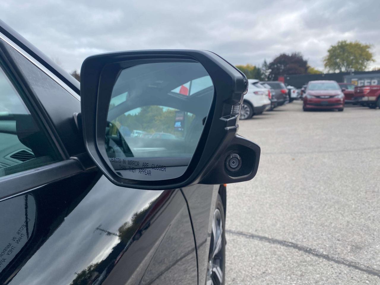 2018 Honda Civic TOURING, LEATHER, REMOTE START, CLEAN CARFAX! Photo