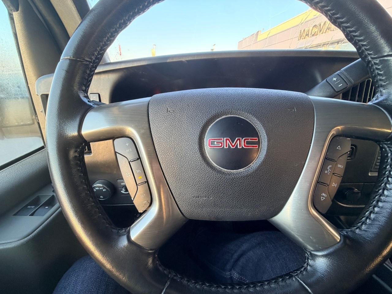 2019 GMC Savana Passenger RWD 2500 135" LT Photo