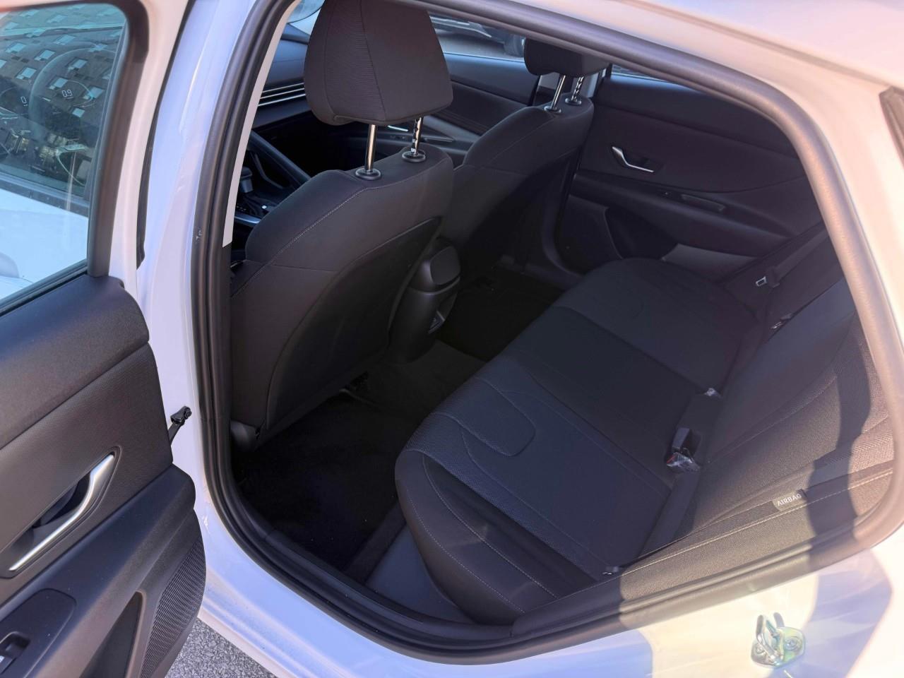 2026 Hyundai Elantra ESSENTIAL 4DR SEDAN Photo