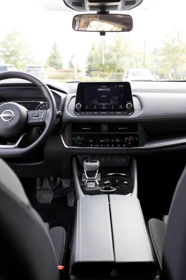2024 Nissan Rogue SV Moonroof 4dr All-Wheel Drive Sport Utility Photo