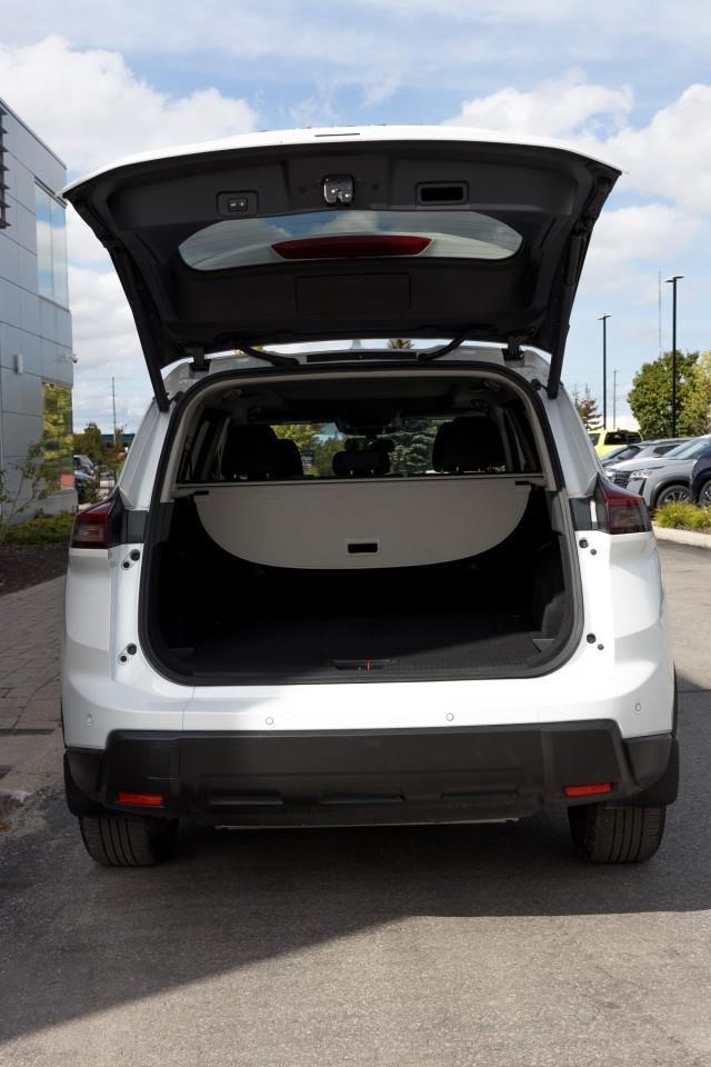 2024 Nissan Rogue SV Moonroof 4dr All-Wheel Drive Sport Utility Photo