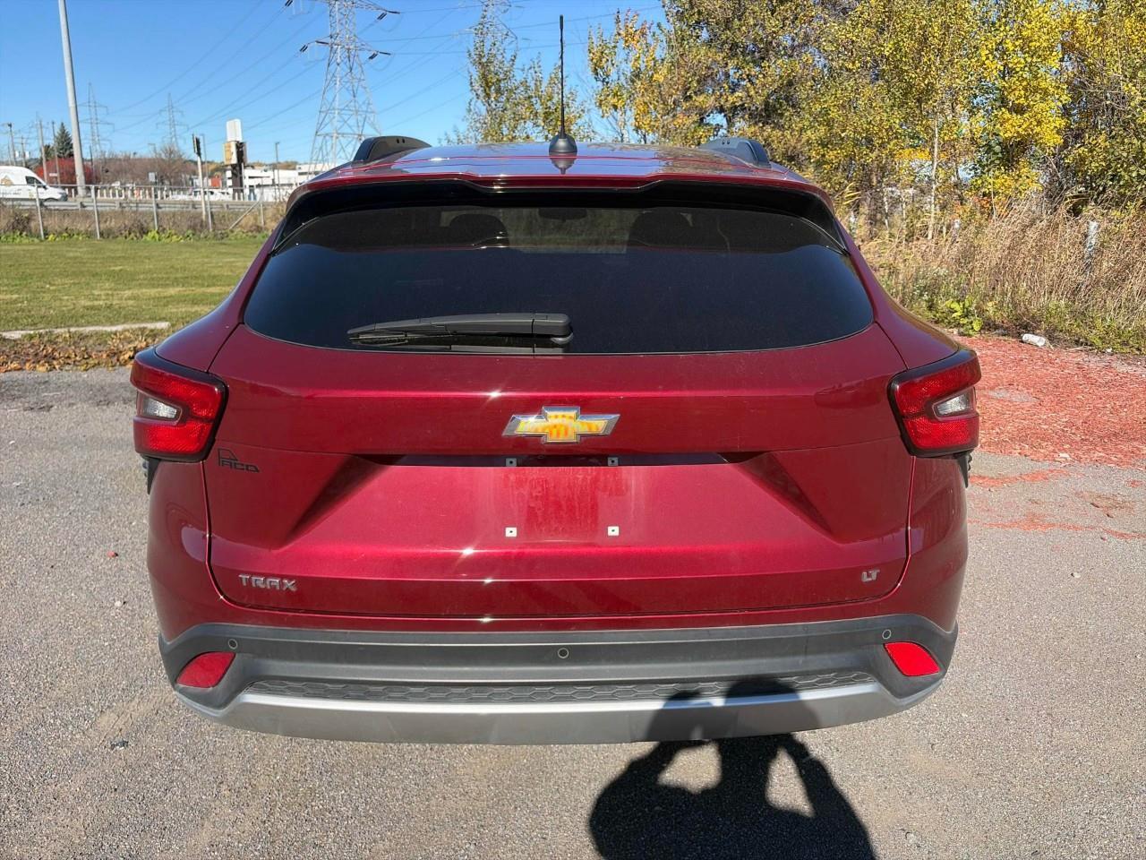 2024 Chevrolet Trax LT 4dr Front-Wheel Drive Photo3