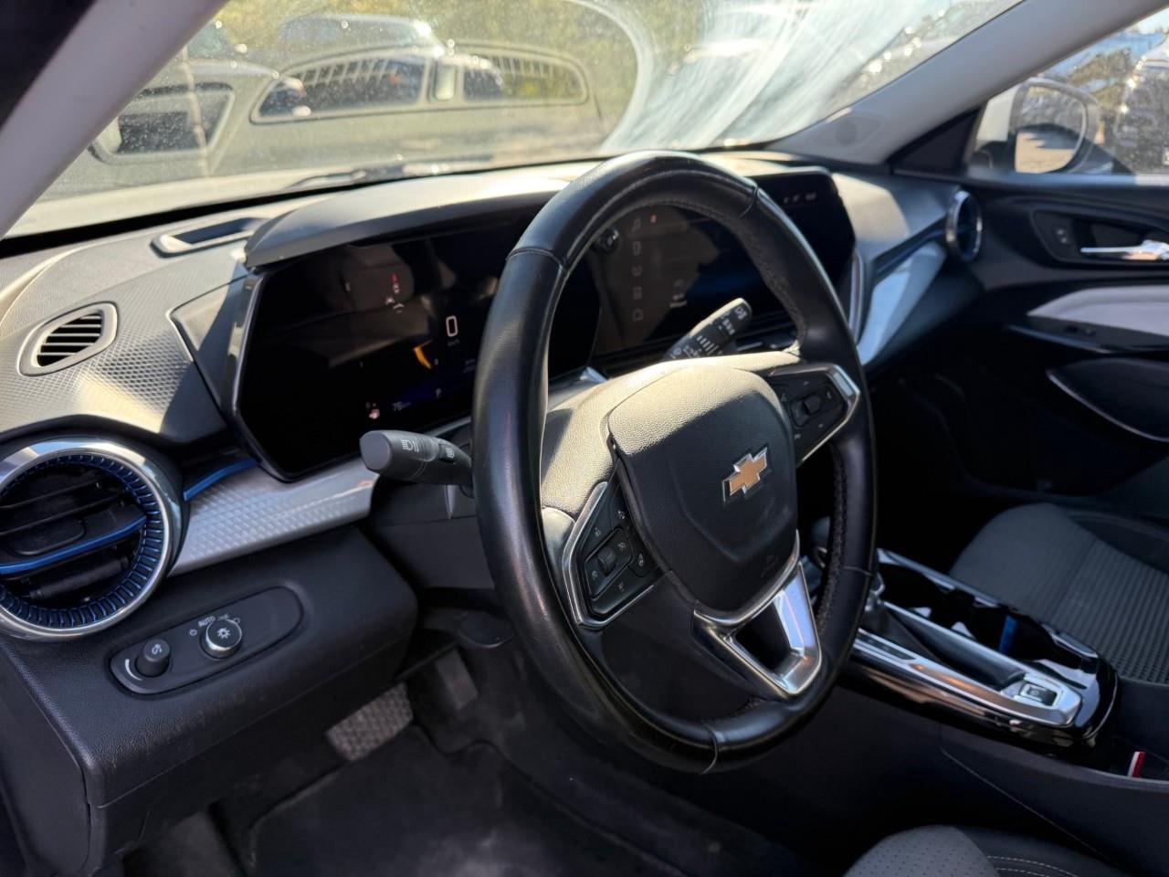 2024 Chevrolet Trax LT 4dr Front-Wheel Drive Photo