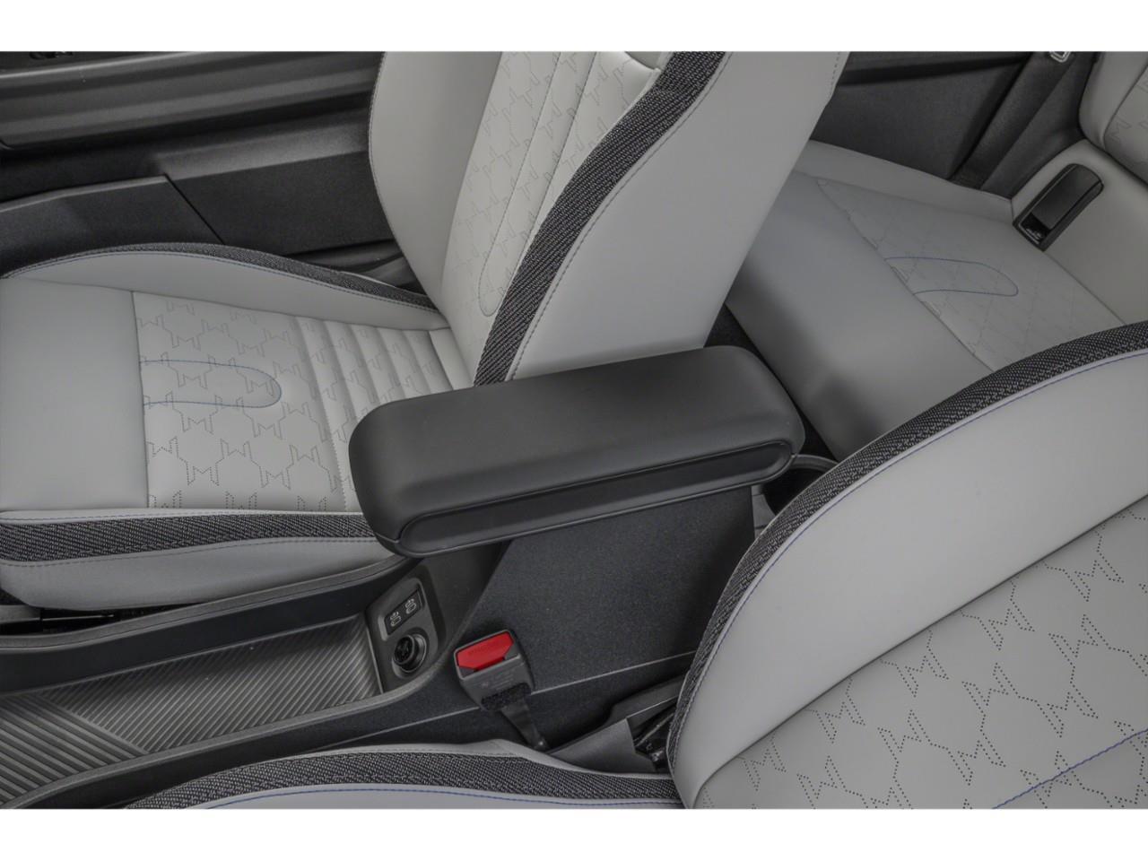 2027 MINI 3 Door Cooper C 2dr Hatchback Photo