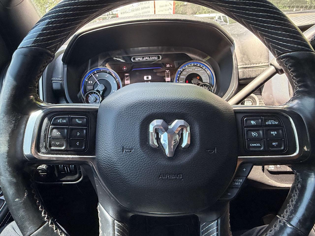 2019 RAM 2500 MEGA CAB! LTD, DIESEL, SUNROOF! Photo