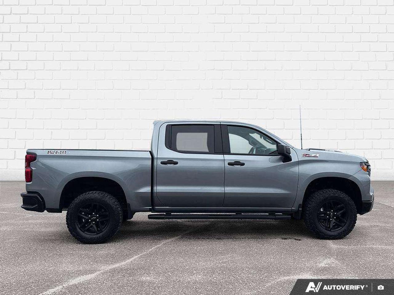 2026 Chevrolet Silverado 1500 TONNEAU. BEDLINER. ALL WEATHER MATS. TRAILER BRAKE CONTROLLER. HITCH GUIDANCE. Photo