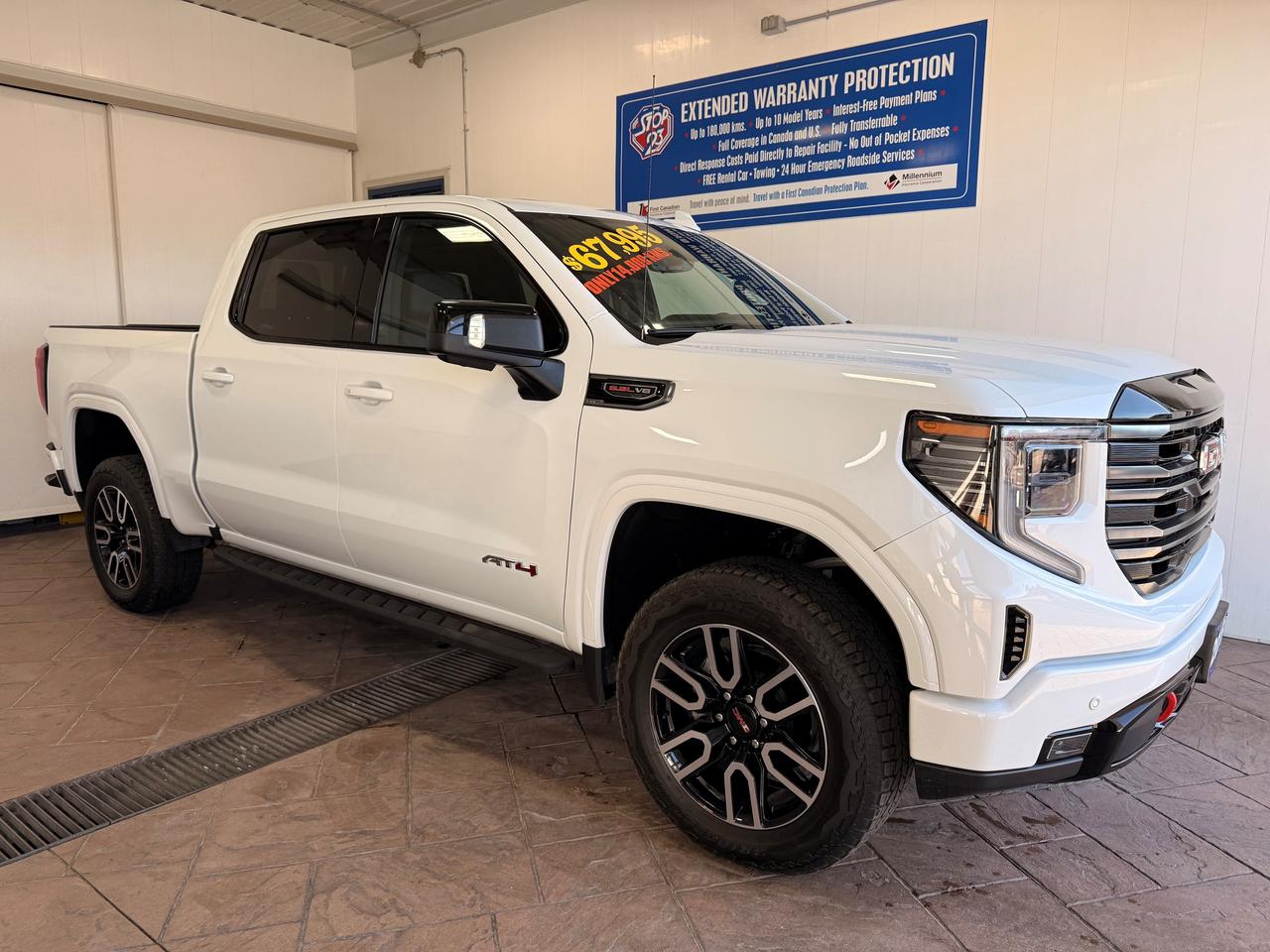 2026 GMC Sierra 1500 AT4 4WD CREW CAB LEATHR NAVI SUNROOF Photo