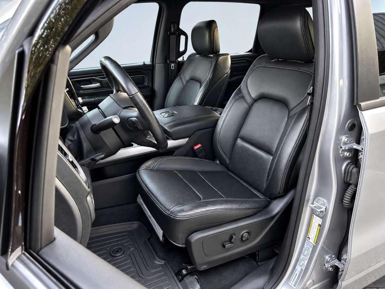 2023 RAM 1500 SPORT CREW CAB 4x4   5.7L HEMI   NAVI   Heated Seats   Heated Steering   Remote Start   CarPlay   Backup Cam Photo