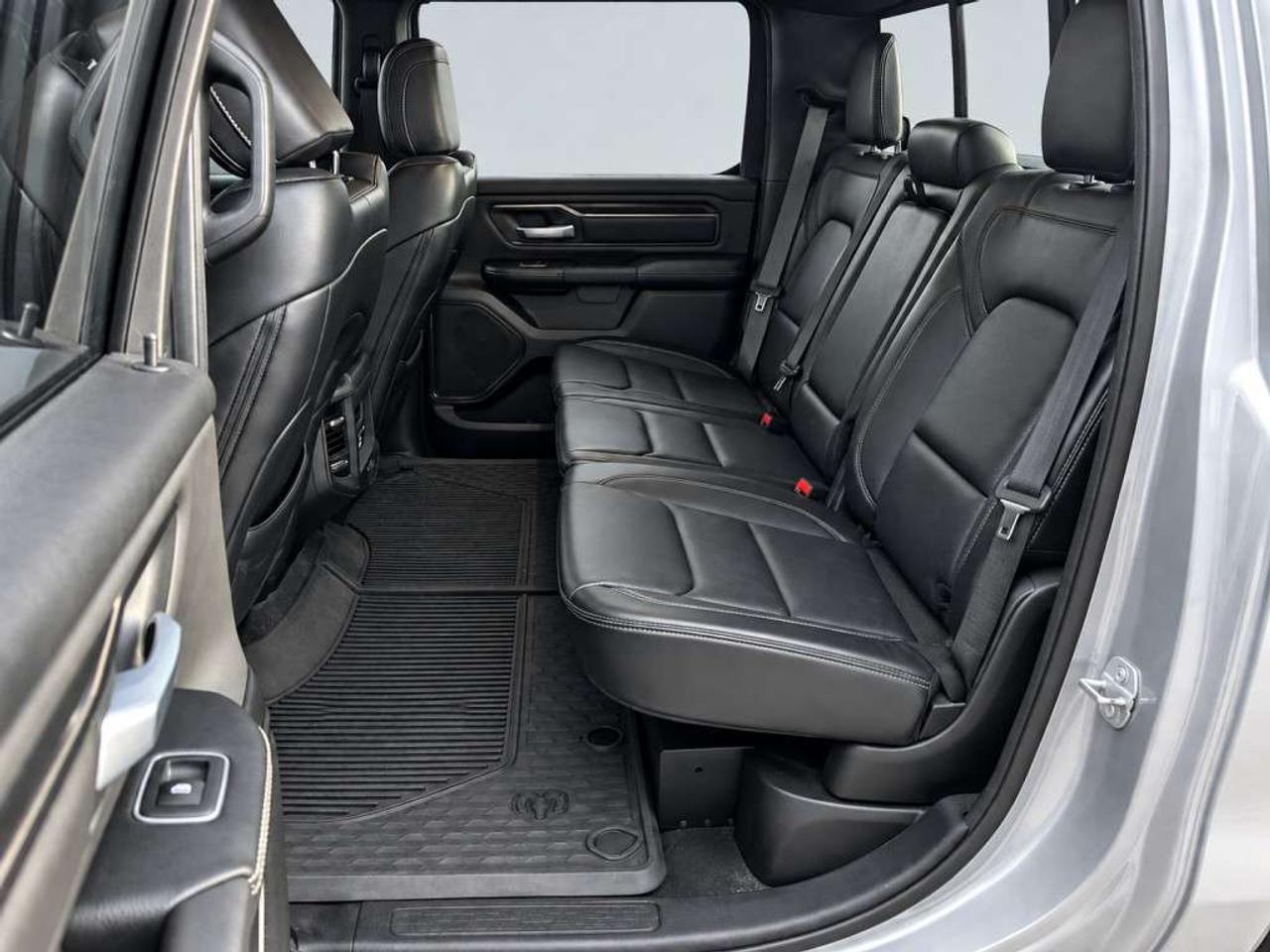 2023 RAM 1500 SPORT CREW CAB 4x4   5.7L HEMI   NAVI   Heated Seats   Heated Steering   Remote Start   CarPlay   Backup Cam Photo