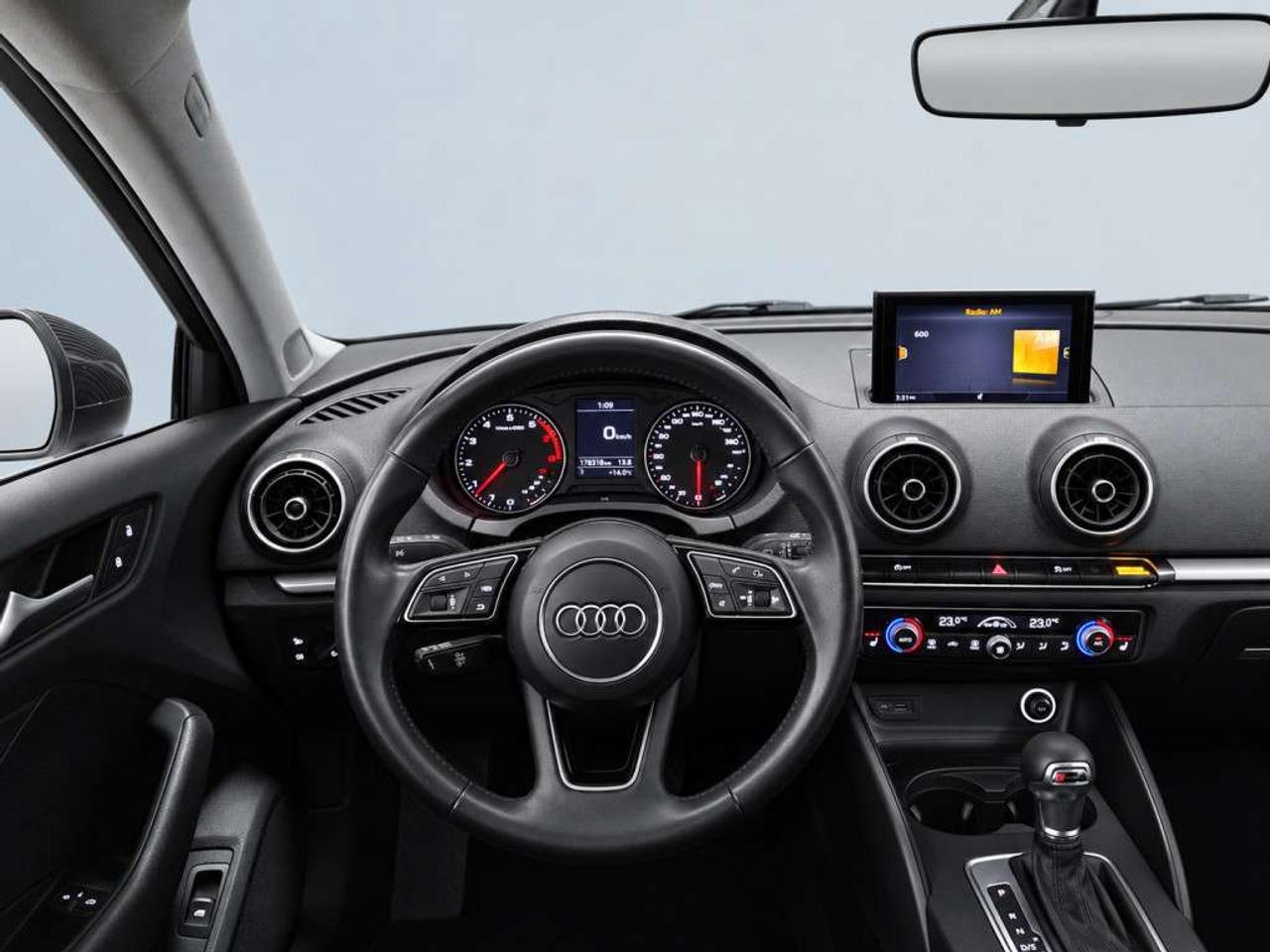 2019 Audi A3 AWD  Komfort Quattro   Black Wheels   Leather   Sunroof Photo