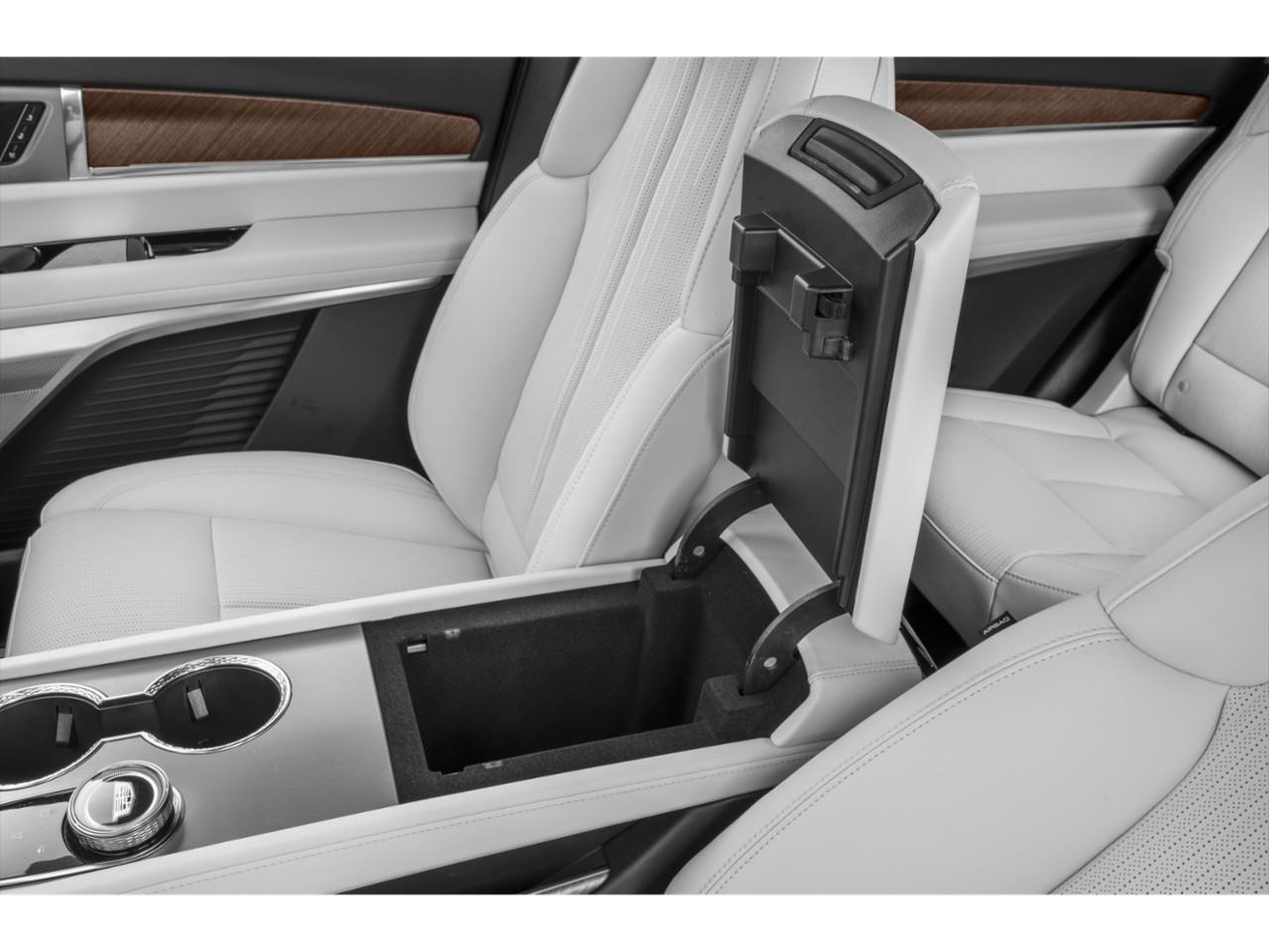 2027 Cadillac VISTIQ Sport 4dr All-Wheel Drive Photo