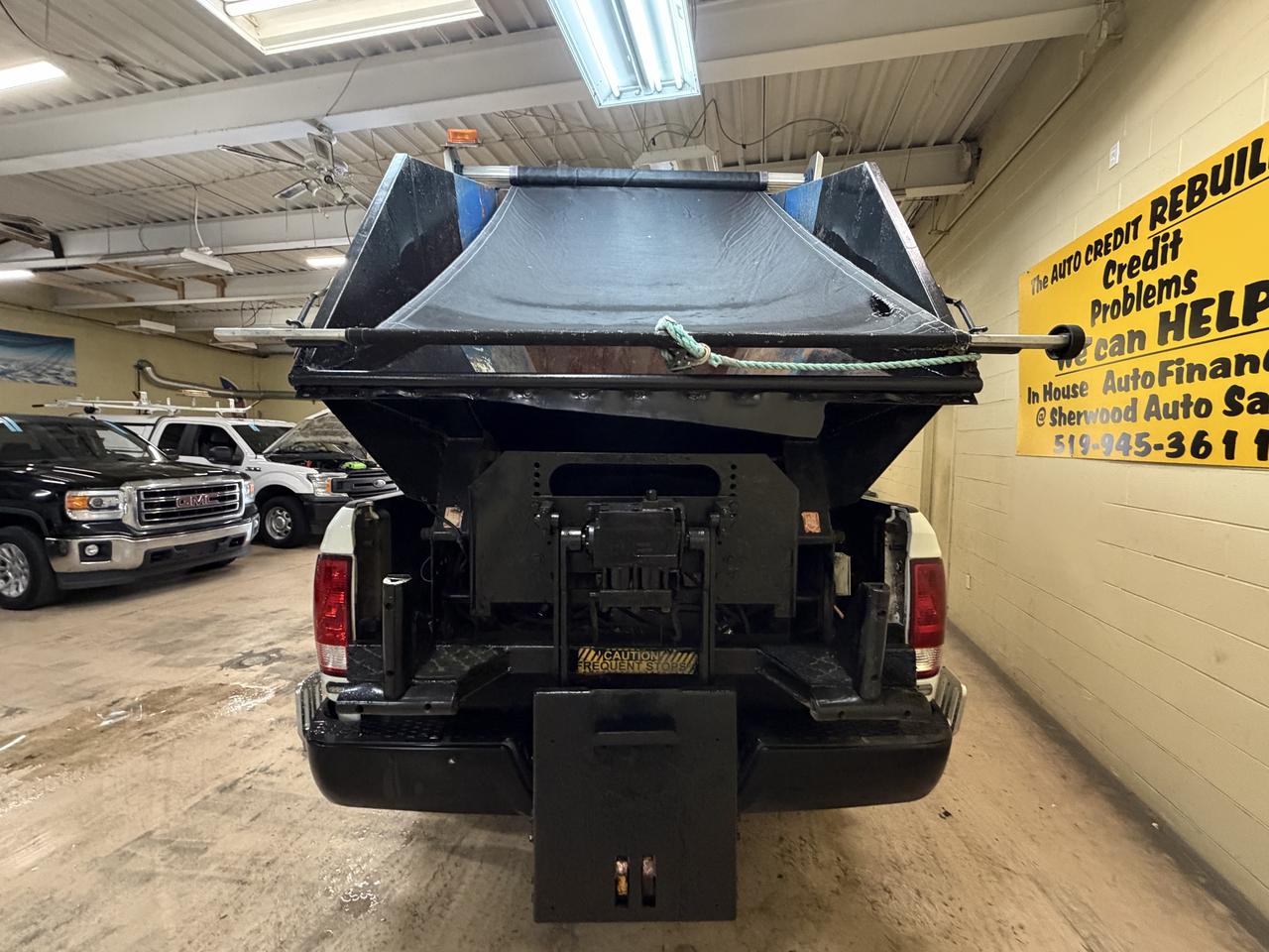 2016 RAM 3500 ST Photo