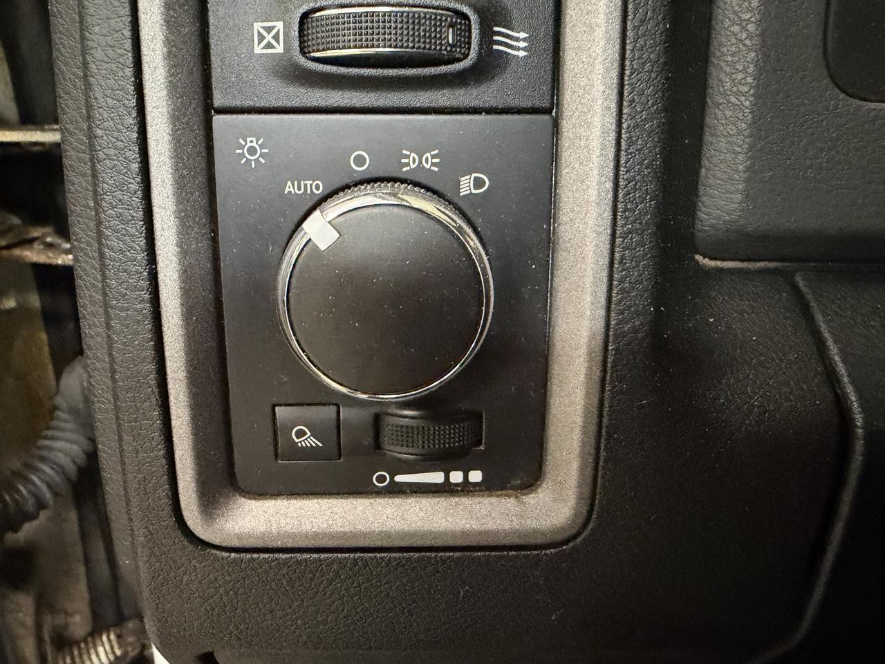 2016 RAM 3500 ST Photo