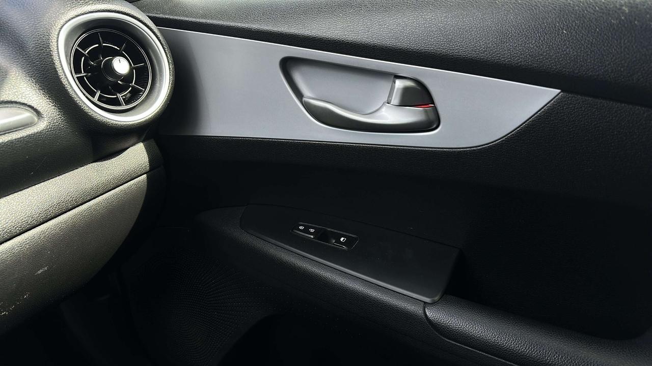 2022 Kia Forte LX Photo