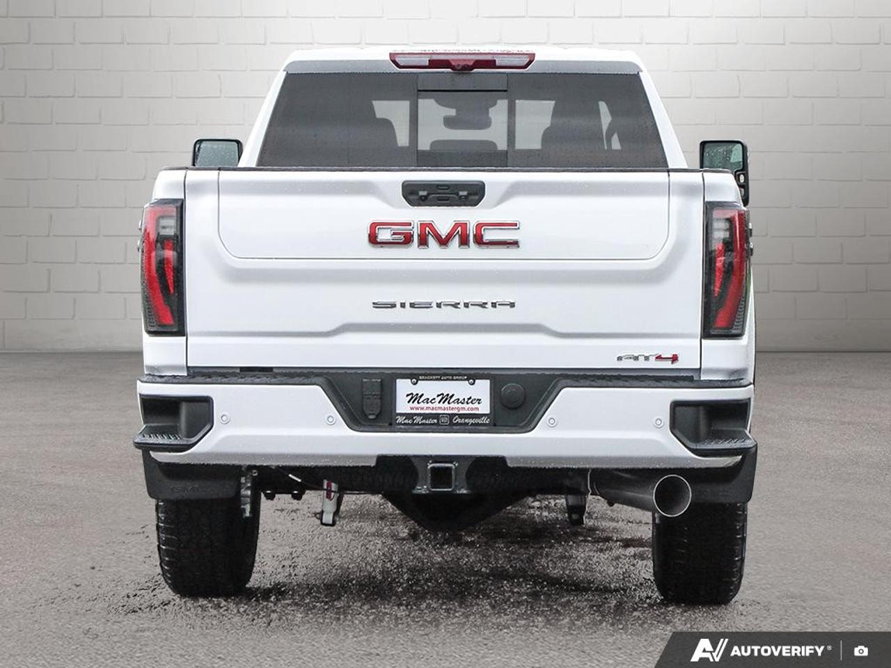 2026 GMC SIERRA 2500HD Crew Cab Standard Box 4-Wheel Drive AT4 Photo