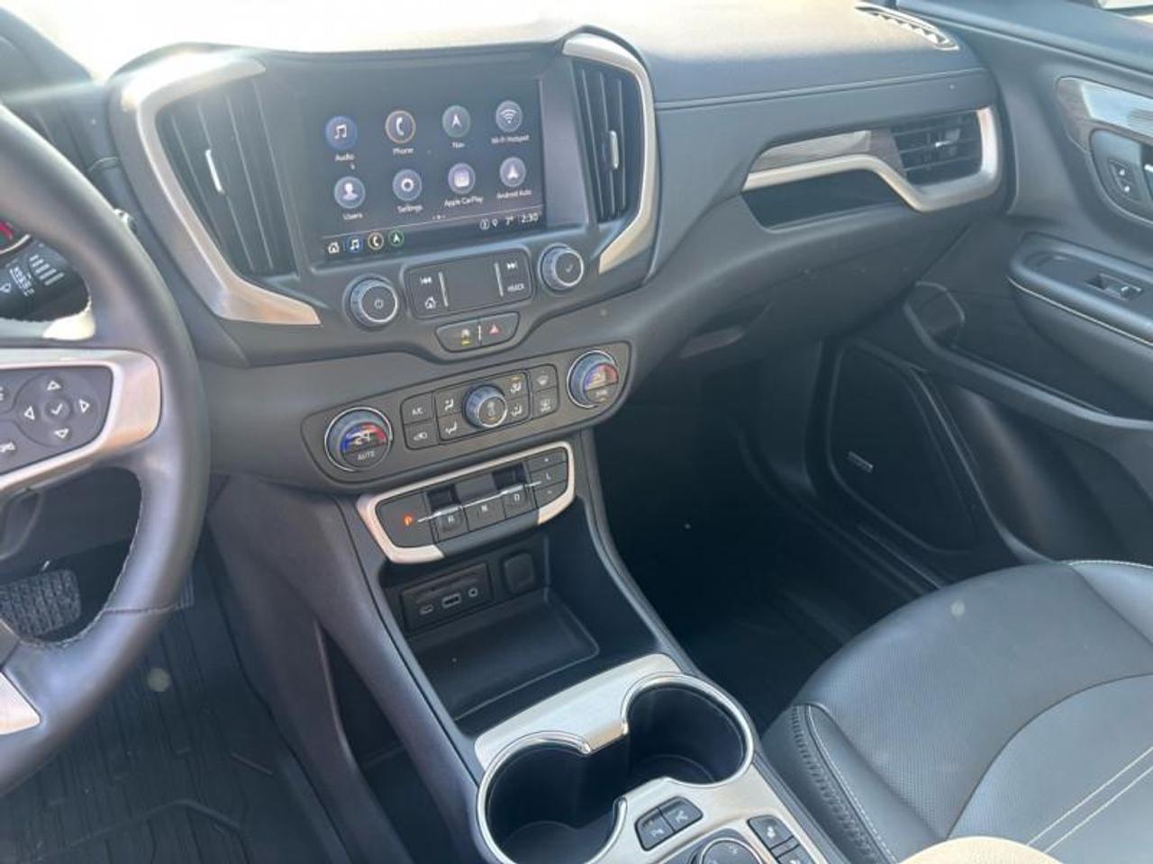 2024 GMC Terrain Denali 4dr All-Wheel Drive Photo
