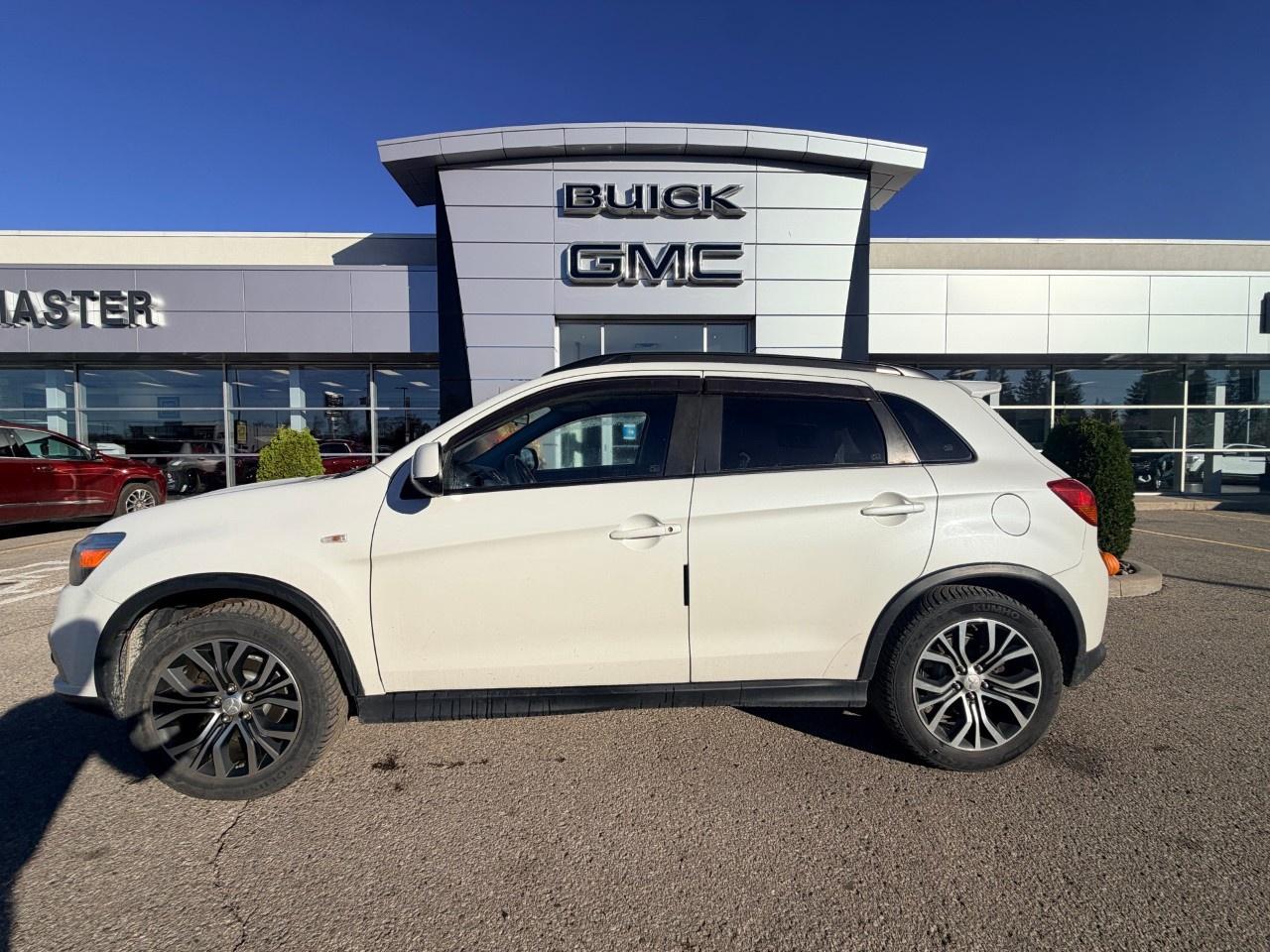 2017 Mitsubishi RVR AWD 4dr 2.4L CVT SE Limited Edition Photo