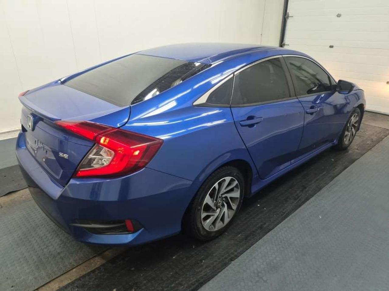 2018 Honda Civic SE   FULLY CERTIFIED WITH WARRANTY Photo
