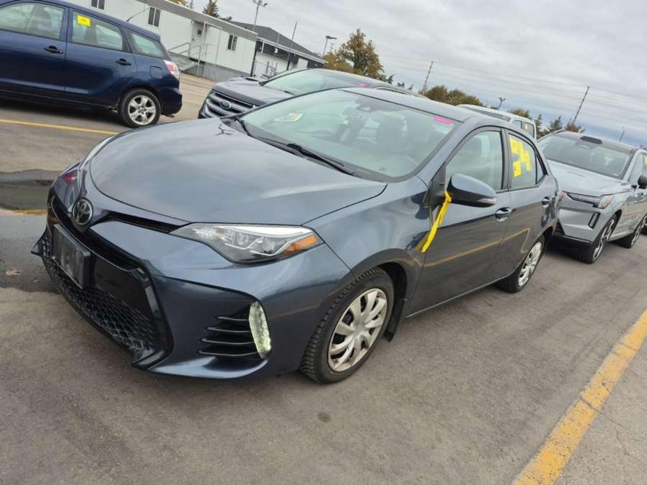 2019 Toyota Corolla SE   FULLY CERTIFIED WITH WARRANTY Photo