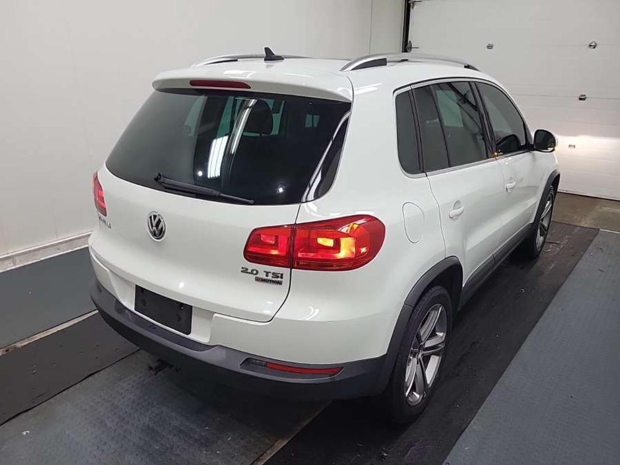 2017 Volkswagen Tiguan HIGHLINE   FULLY CERTIFIED WITH WARRANTY Photo