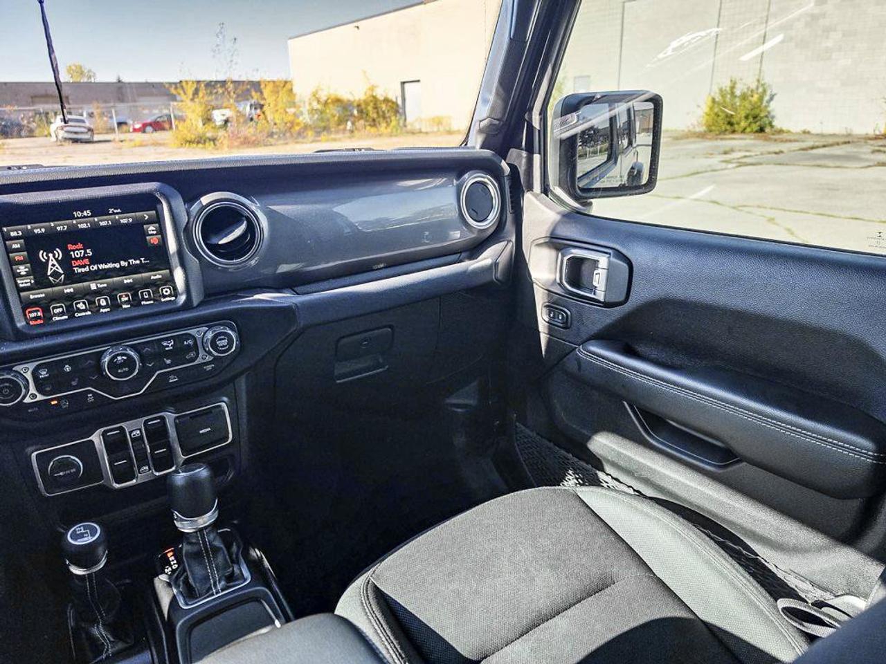2023 Jeep Wrangler Sahara | One owner | Clean CarFax | Fully Certified | Dealer Service History | Ontario Vehicle | Photo