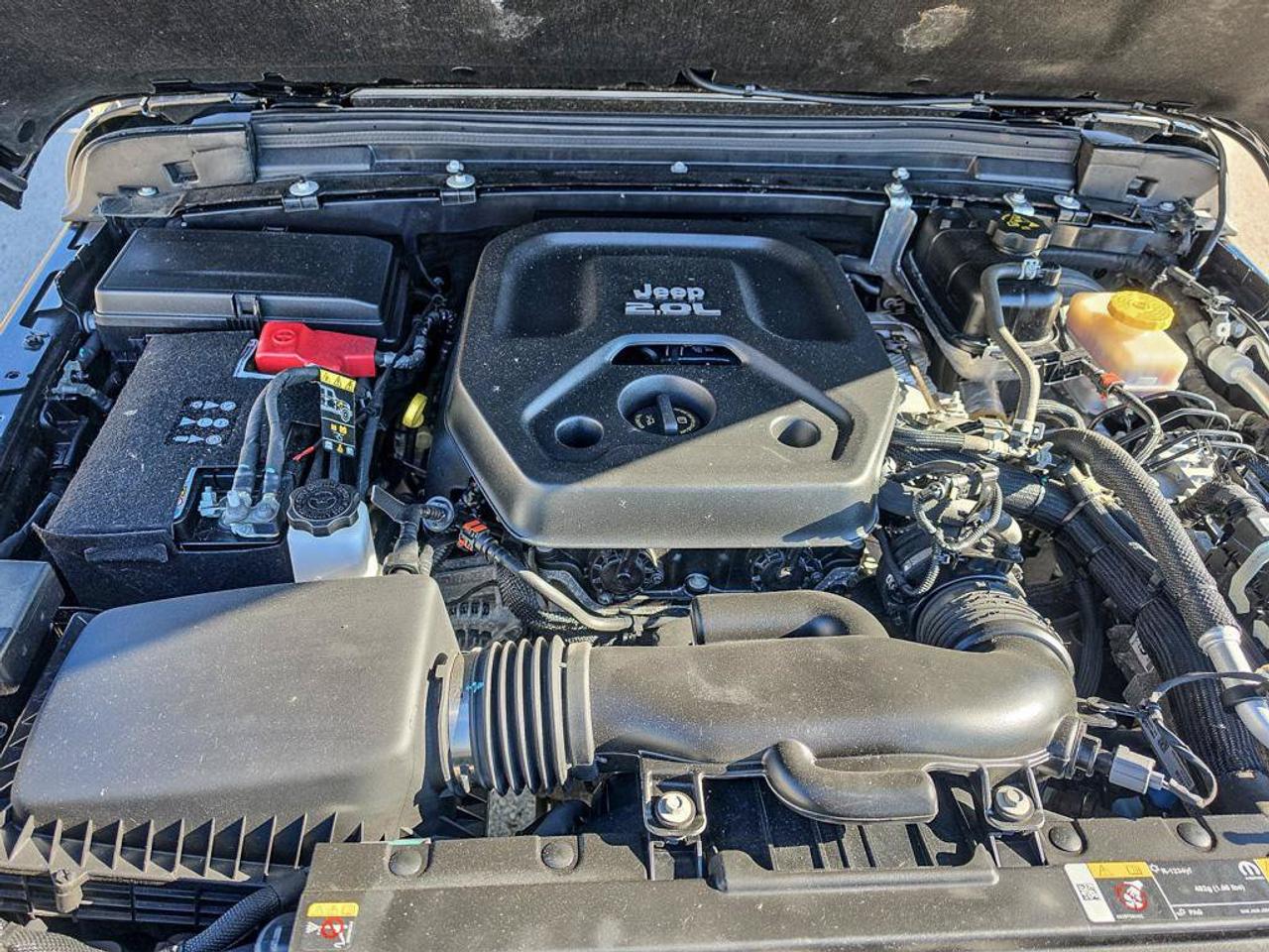 2023 Jeep Wrangler Sahara | One owner | Clean CarFax | Fully Certified | Dealer Service History | Ontario Vehicle | Photo