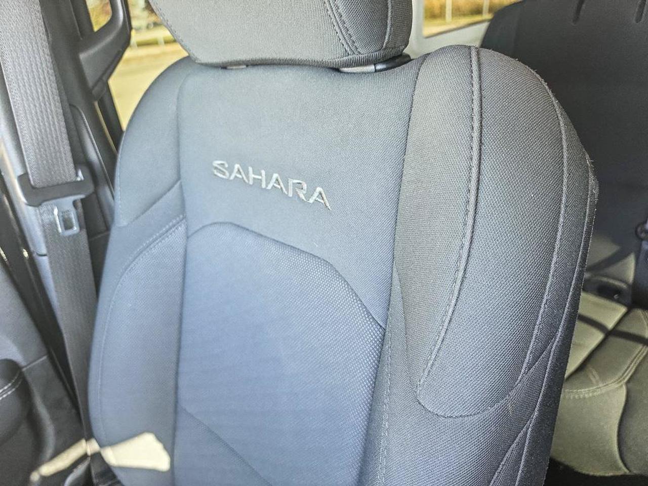 2023 Jeep Wrangler Sahara | One owner | Clean CarFax | Fully Certified | Dealer Service History | Ontario Vehicle | Photo
