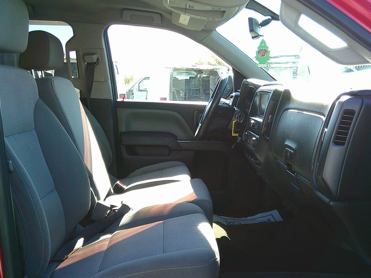 2018 Chevrolet Silverado 1500 4WD Crew Cab 143.5" Custom Photo