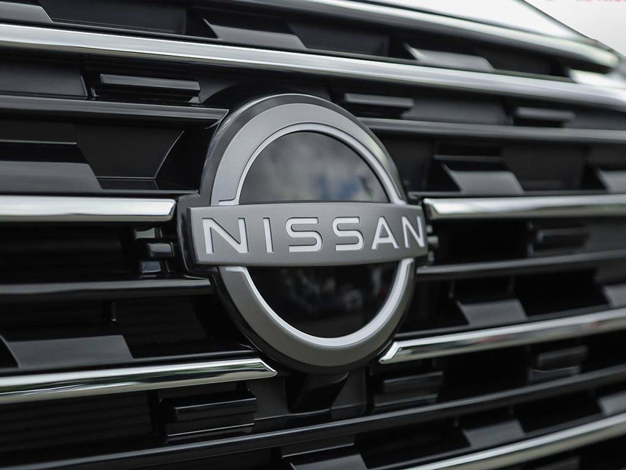 2026 Nissan Rogue SV MOONROOF Photo
