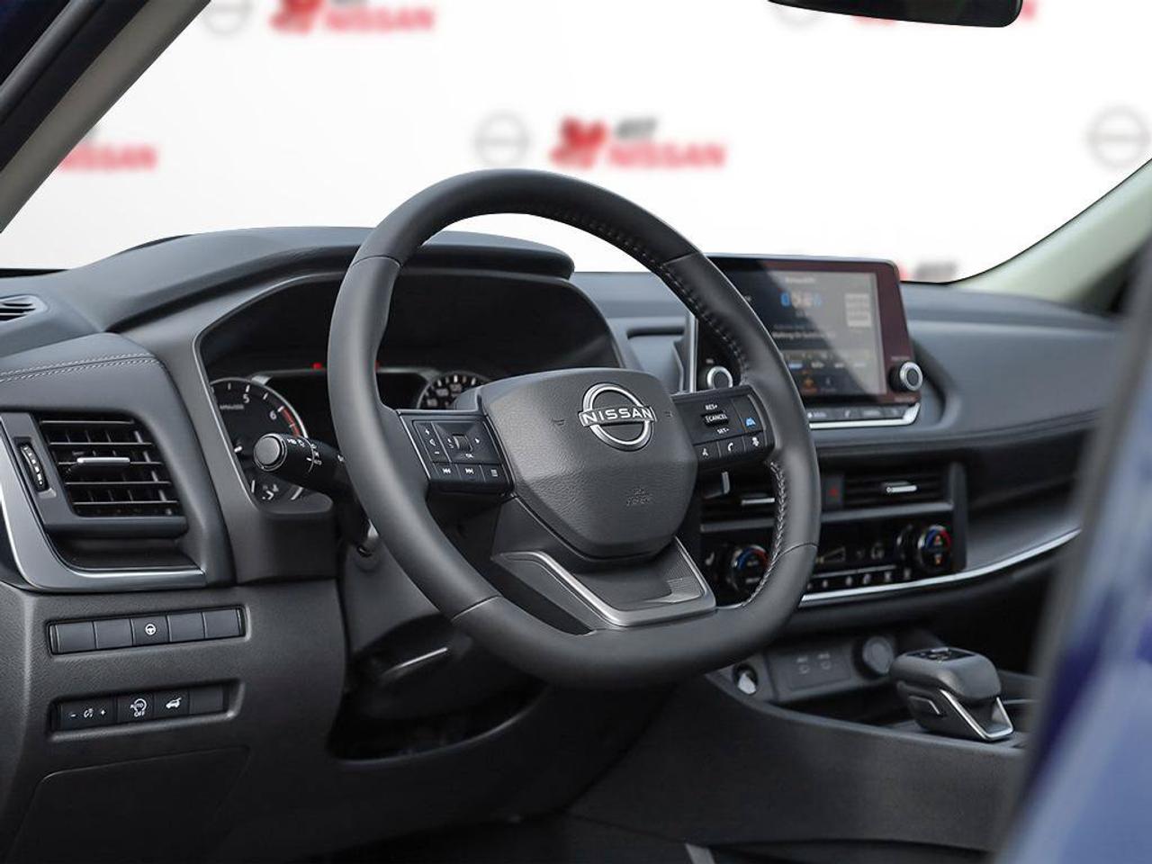 2026 Nissan Rogue SV MOONROOF Photo