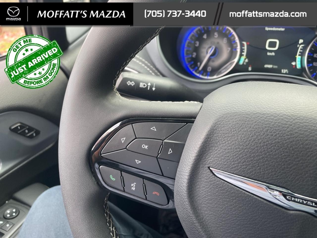 2025 Chrysler Pacifica Limited Photo