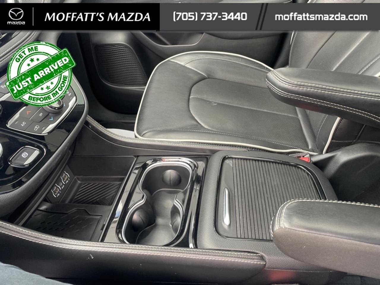 2025 Chrysler Pacifica Limited Photo