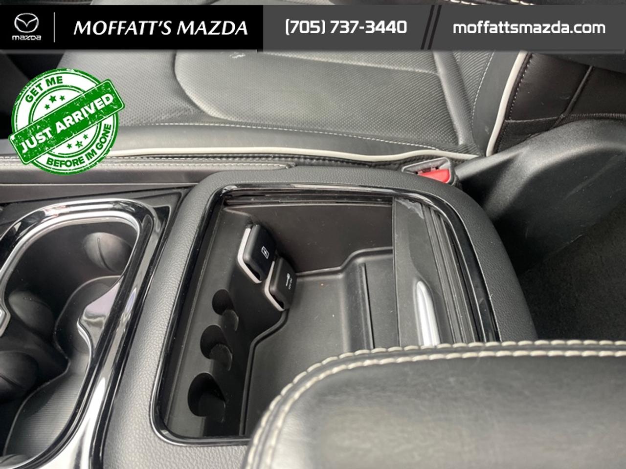 2025 Chrysler Pacifica Limited Photo