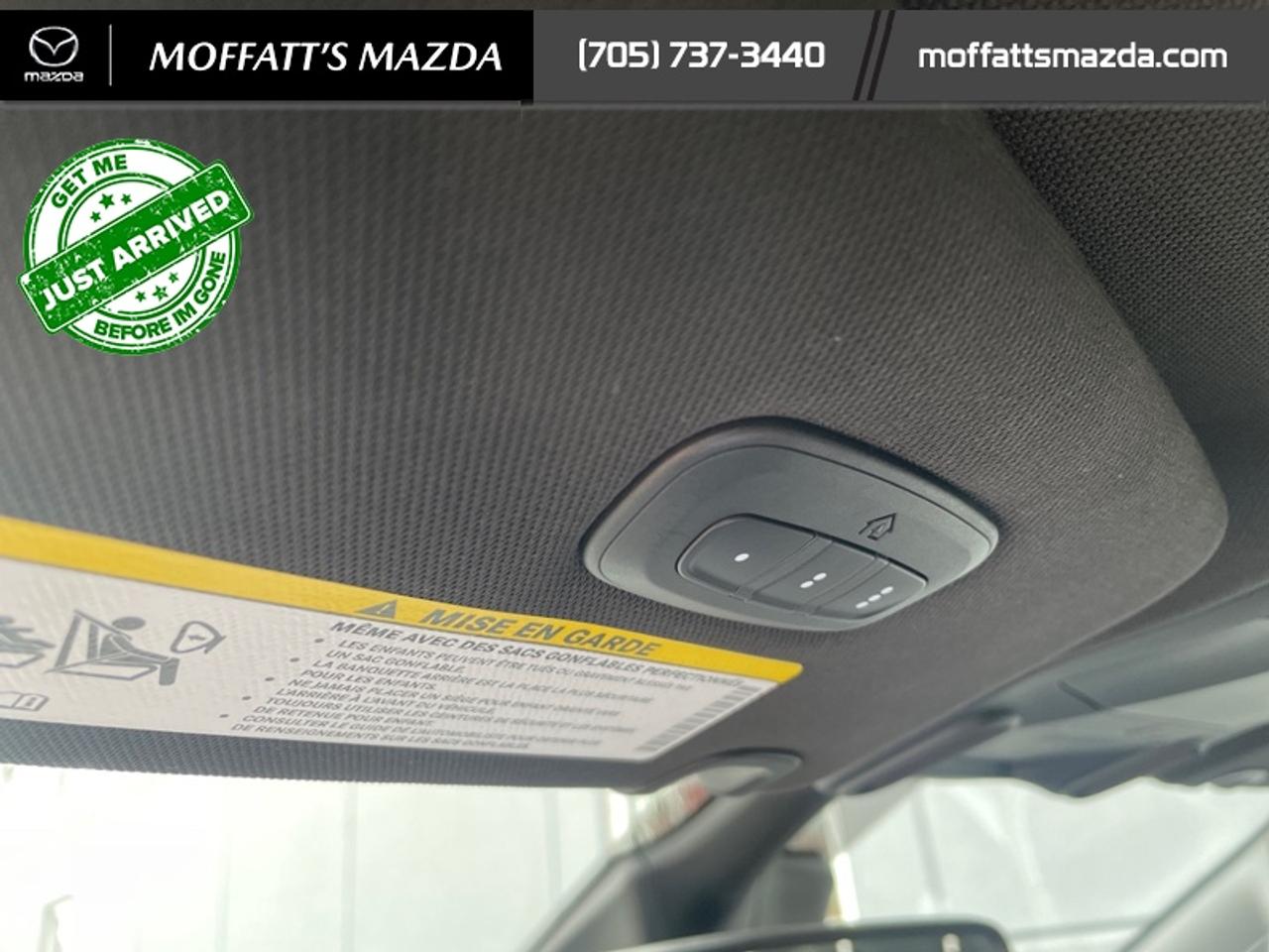 2025 Chrysler Pacifica Limited Photo